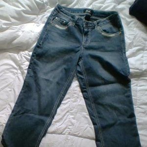 Women's carpi jeans